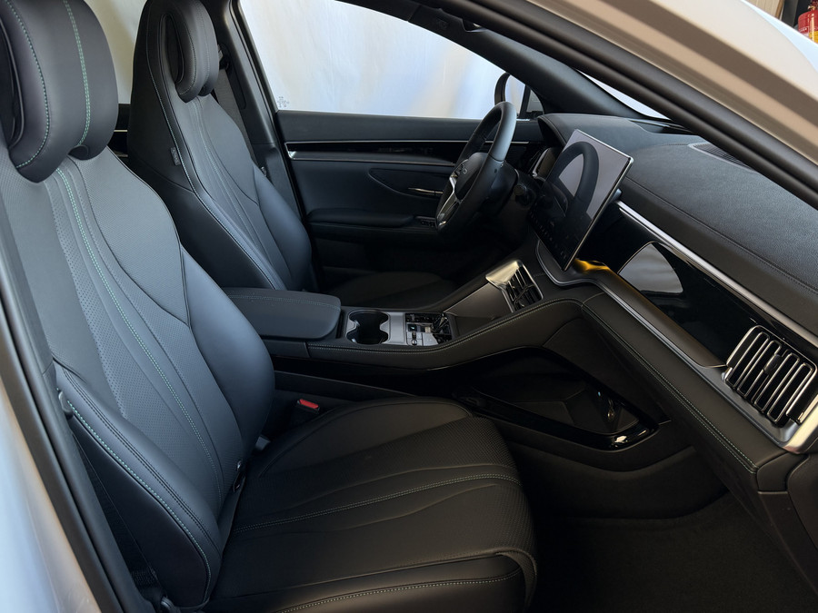 BYD SEAL U 217PK PHEV BOOST 18,3KW PANORAMA HEAD‑UP DISPLAY 360° CAMERA VERWARMDE STOELEN/STUUR STOELVENTILATIE