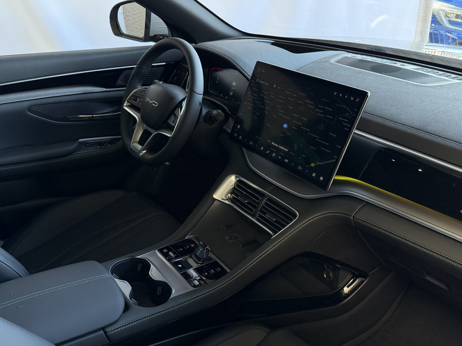 BYD SEAL U 217PK PHEV BOOST 18,3KW PANORAMA HEAD‑UP DISPLAY 360° CAMERA VERWARMDE STOELEN/STUUR STOELVENTILATIE