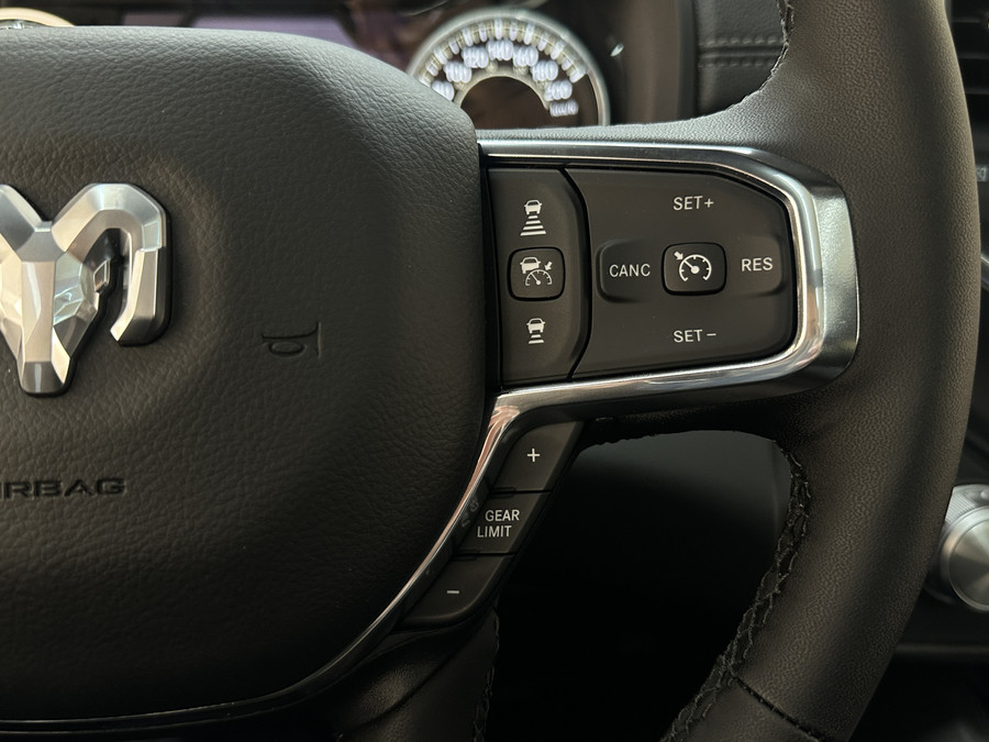 Dodge RAM MY2025 Laramie Sport 3.0L TT Hurrican 420pk