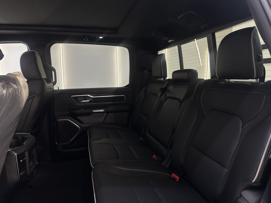 Dodge RAM MY2025 Laramie Sport 3.0L TT Hurrican 420pk