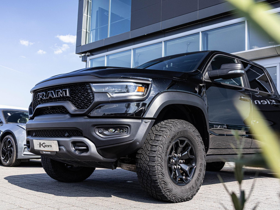 Dodge RAM 1500 6.2 V8 4x4 Crew Cab TRX
