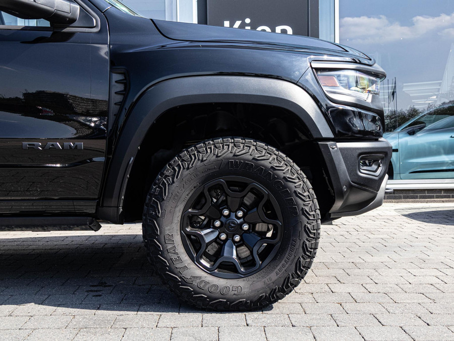 Dodge RAM 1500 6.2 V8 4x4 Crew Cab TRX