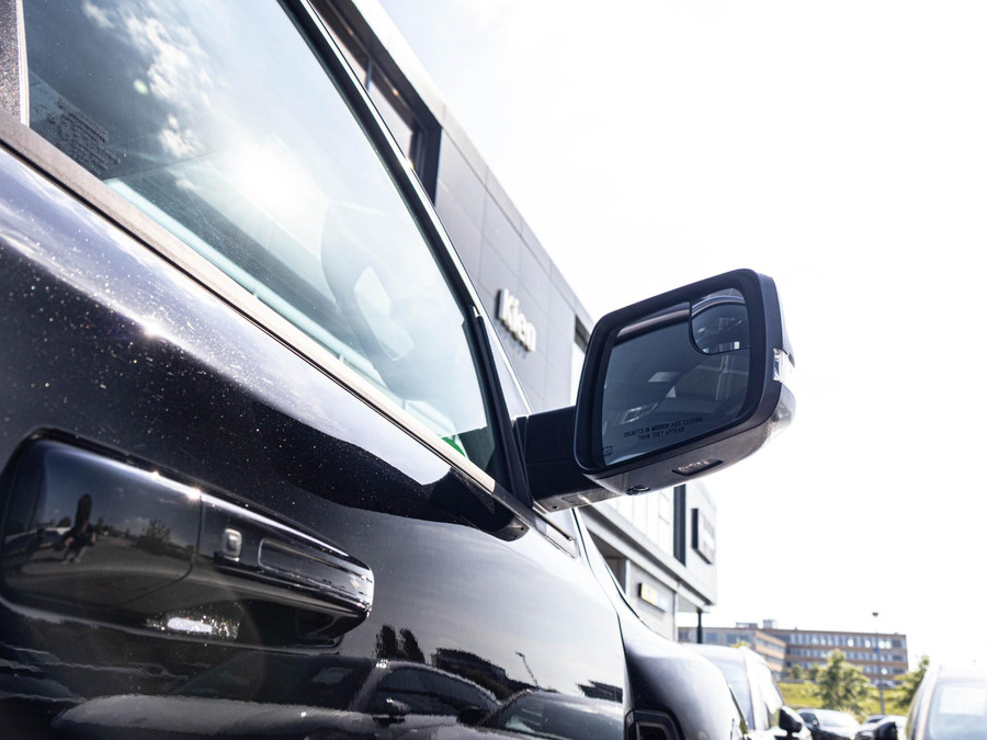 Dodge RAM 1500 6.2 V8 4x4 Crew Cab TRX