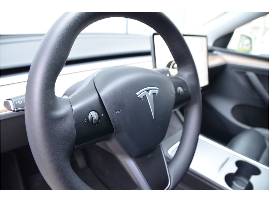 Tesla Model Y RWD 58 kWh