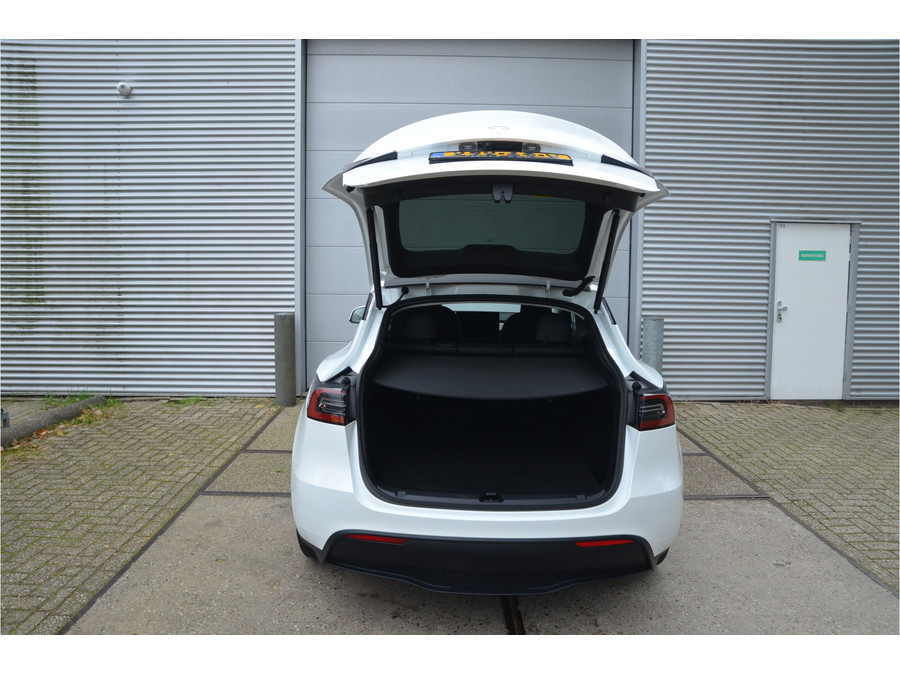 Tesla Model Y RWD 58 kWh