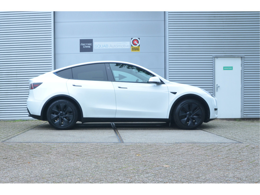 Tesla Model Y RWD 58 kWh