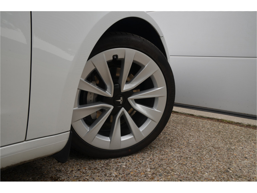 Tesla Model 3 Long Range AWD 75 kWh