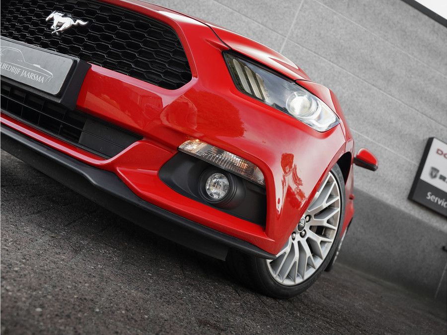 Ford Mustang Convertible 2.3L EcoBoost 317pk