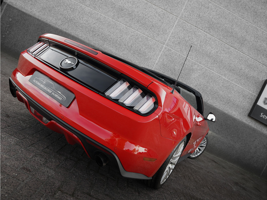 Ford Mustang Convertible 2.3L EcoBoost 317pk