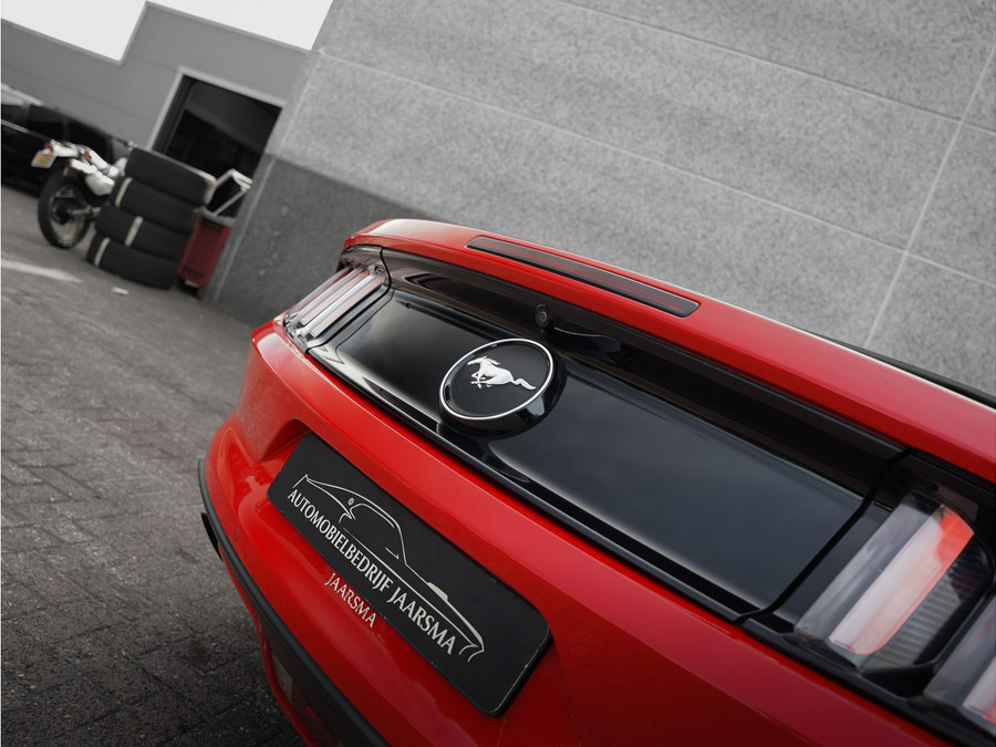 Ford Mustang Convertible 2.3L EcoBoost 317pk