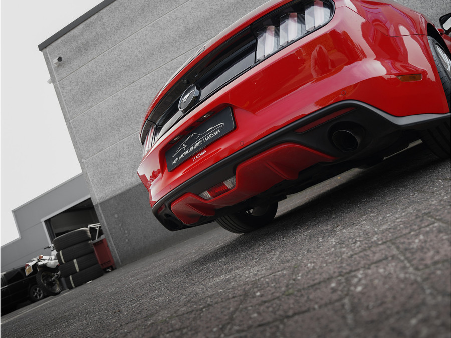 Ford Mustang Convertible 2.3L EcoBoost 317pk