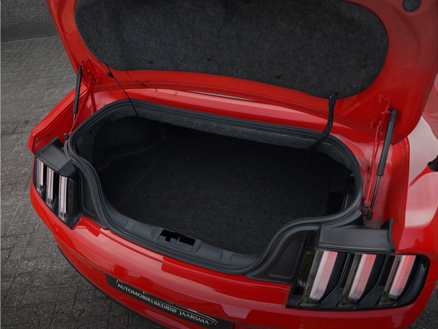 Ford Mustang Convertible 2.3L EcoBoost 317pk