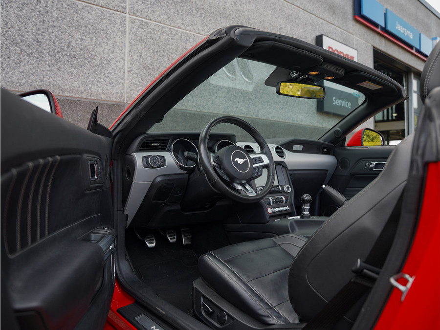 Ford Mustang Convertible 2.3L EcoBoost 317pk