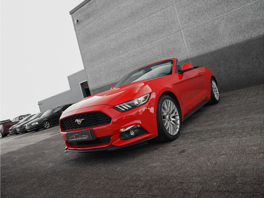 Ford Mustang Convertible 2.3L EcoBoost 317pk