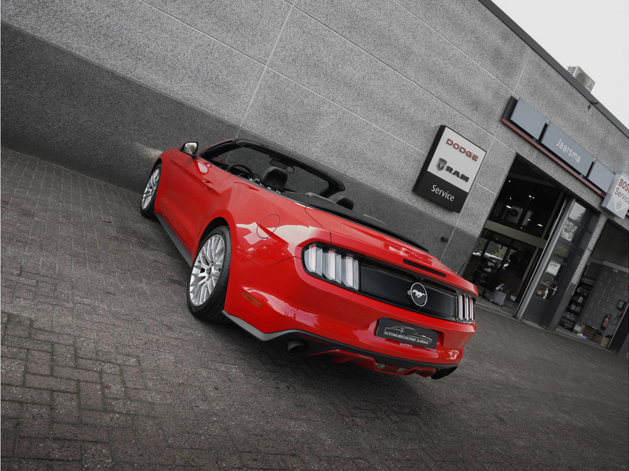 Ford Mustang Convertible 2.3L EcoBoost 317pk