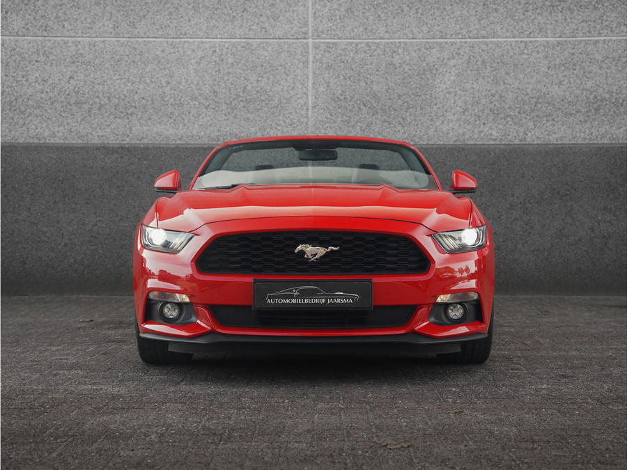 Ford Mustang Convertible 2.3L EcoBoost 317pk