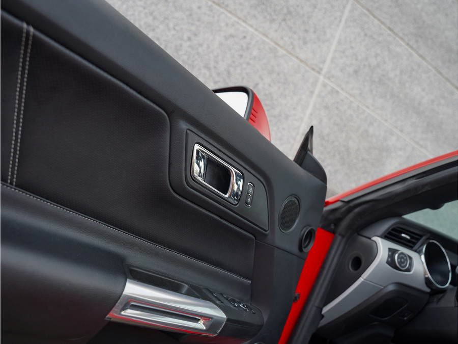 Ford Mustang Convertible 2.3L EcoBoost 317pk