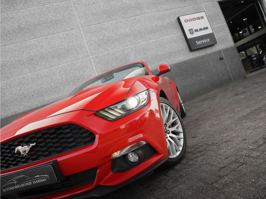 Ford Mustang Convertible 2.3L EcoBoost 317pk