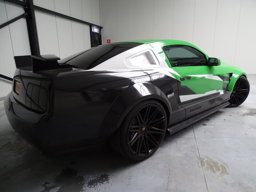 Ford Mustang V8 GT