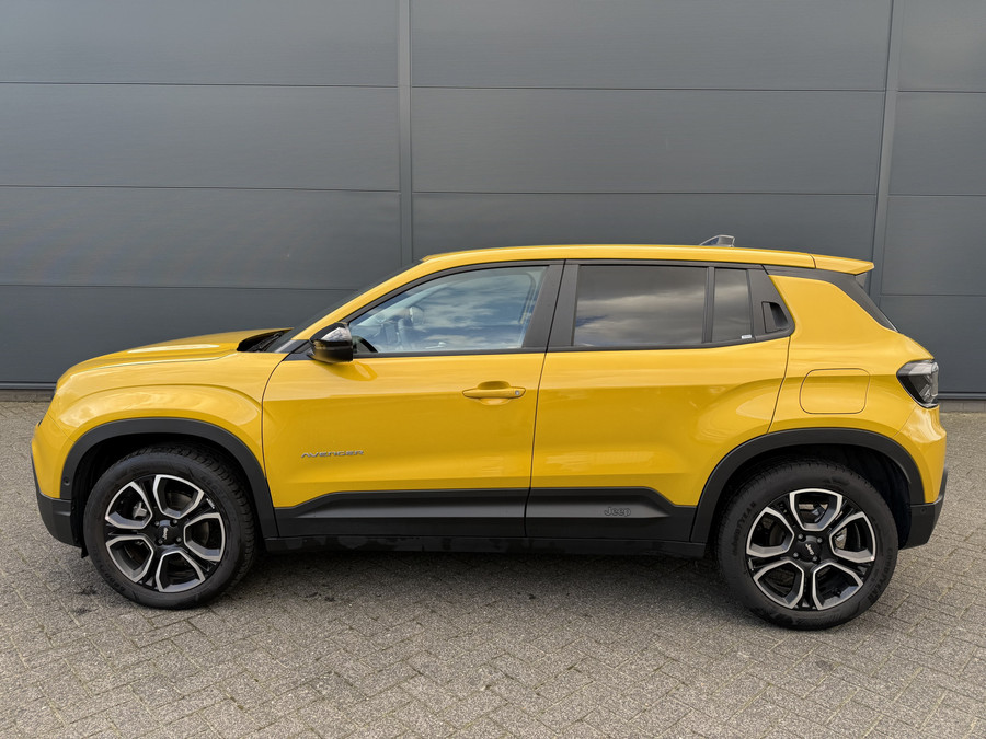 Jeep Avenger 1.2 e-Hybrid Summit (JBL - Keyless Entry - Elektrische Klep - Adaptieve Cruise Controle - Camera - A