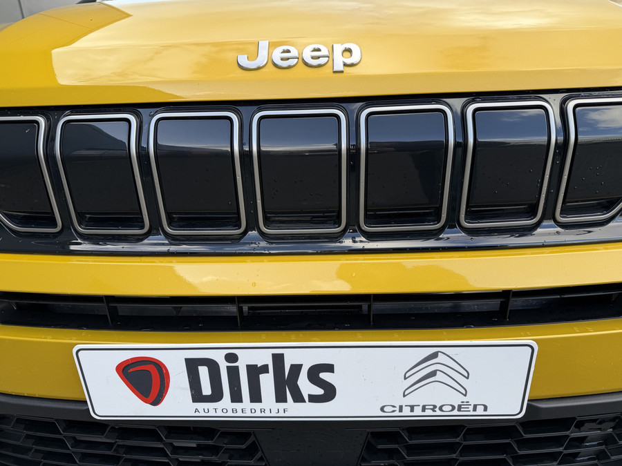 Jeep Avenger 1.2 e-Hybrid Summit (JBL - Keyless Entry - Elektrische Klep - Adaptieve Cruise Controle - Camera - A