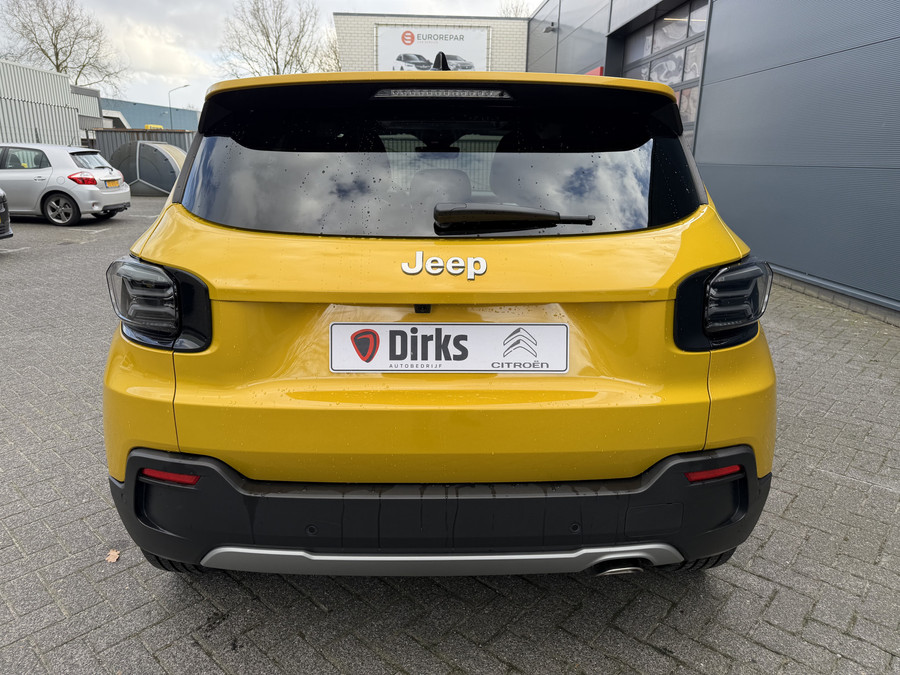 Jeep Avenger 1.2 e-Hybrid Summit (JBL - Keyless Entry - Elektrische Klep - Adaptieve Cruise Controle - Camera - A