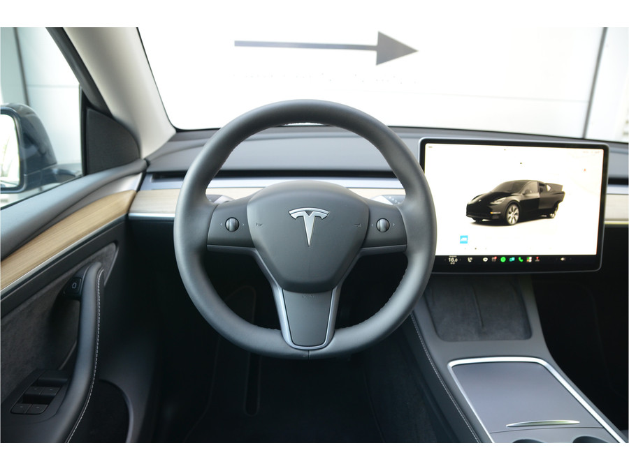 Tesla Model Y RWD 58 kWh