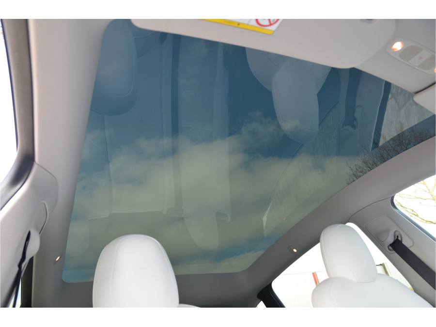 Tesla Model Y Long Range AWD 75 kWh