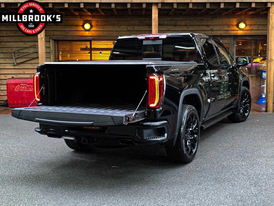 GMC Sierra Denali Black edition 6.2L V8