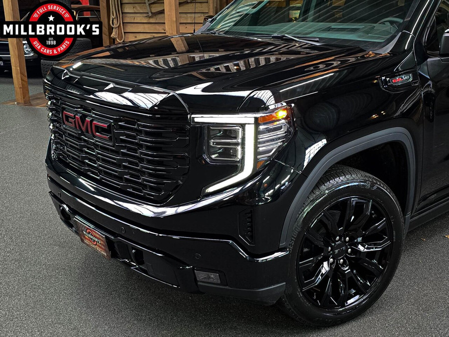 GMC Sierra Denali Black edition 6.2L V8
