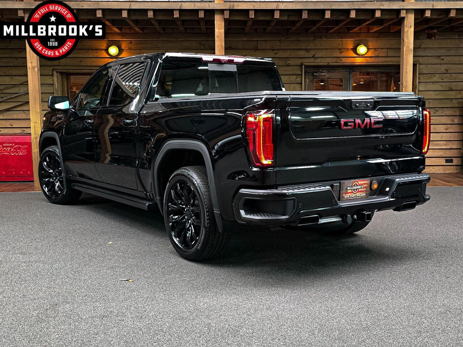 GMC Sierra Denali Black edition 6.2L V8
