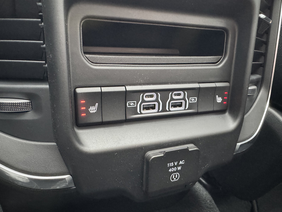 Dodge Ram 1500 Laramie Sport XXL Hurricane