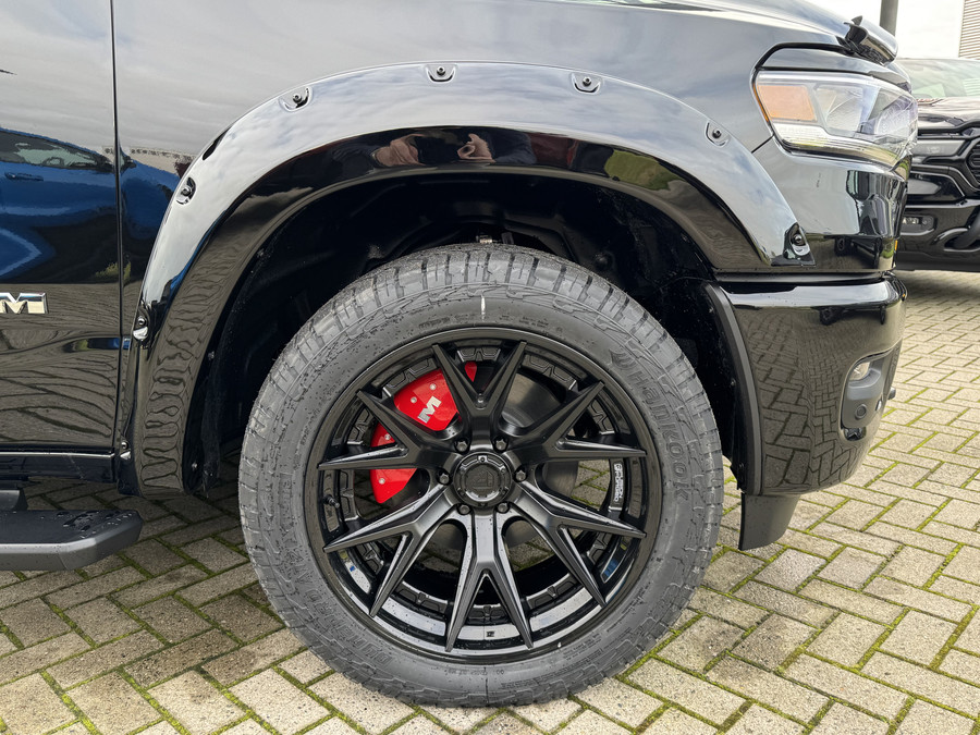 Dodge Ram 1500 Laramie Sport XXL Hurricane
