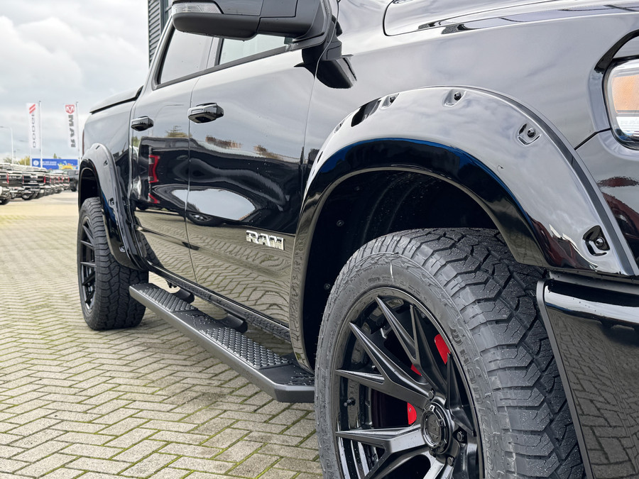 Dodge Ram 1500 Laramie Sport XXL Hurricane