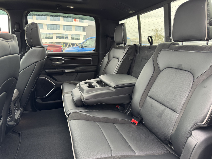 Dodge Ram 1500 Laramie Sport XXL Hurricane