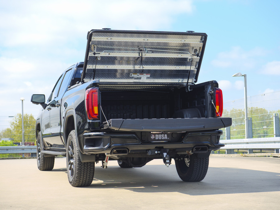 GMC Sierra 1500 | AT4 | 6.2L V8 |