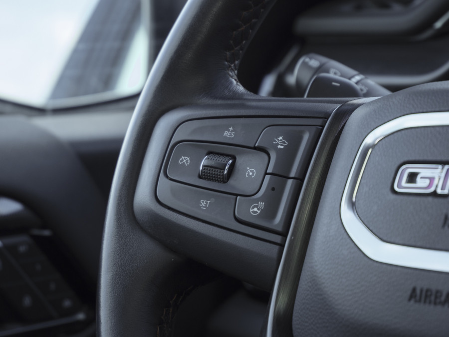 GMC Sierra 1500 | AT4 | 6.2L V8 |