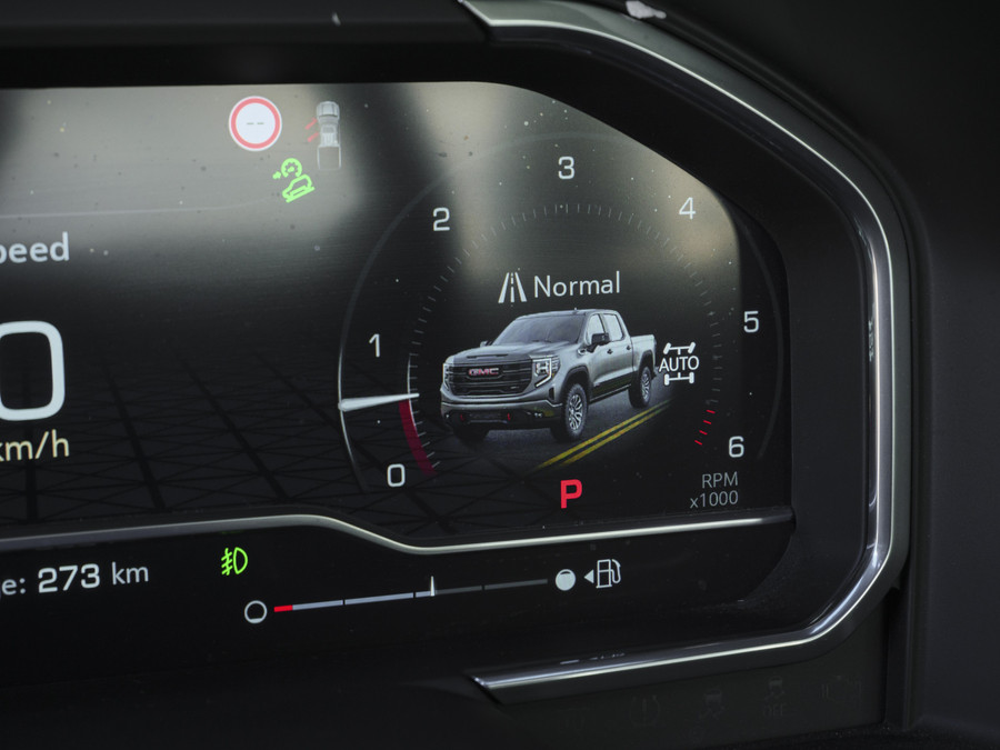 GMC Sierra 1500 | AT4 | 6.2L V8 |