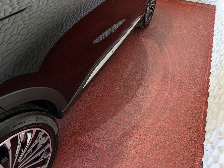Omoda 9 OMODA 9 PREMIUM AWD 538PK MASSAGE STOEL.VERW/KOELING | PHEV | 145 KM / | 538 PK |
