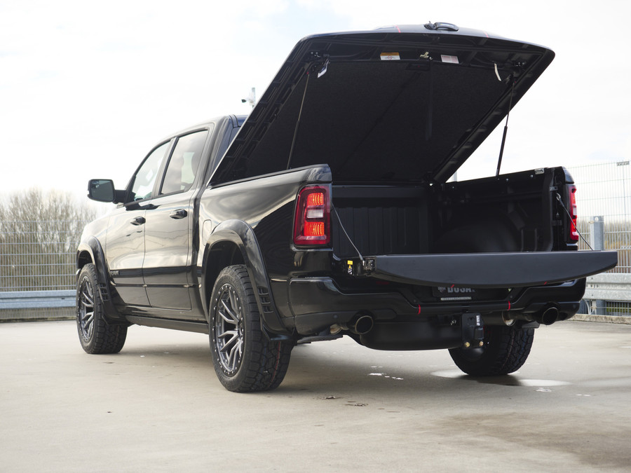 Dodge Ram 1500 | Laramie | Premium Night | 3.0L I6 Hurricane | 4X4