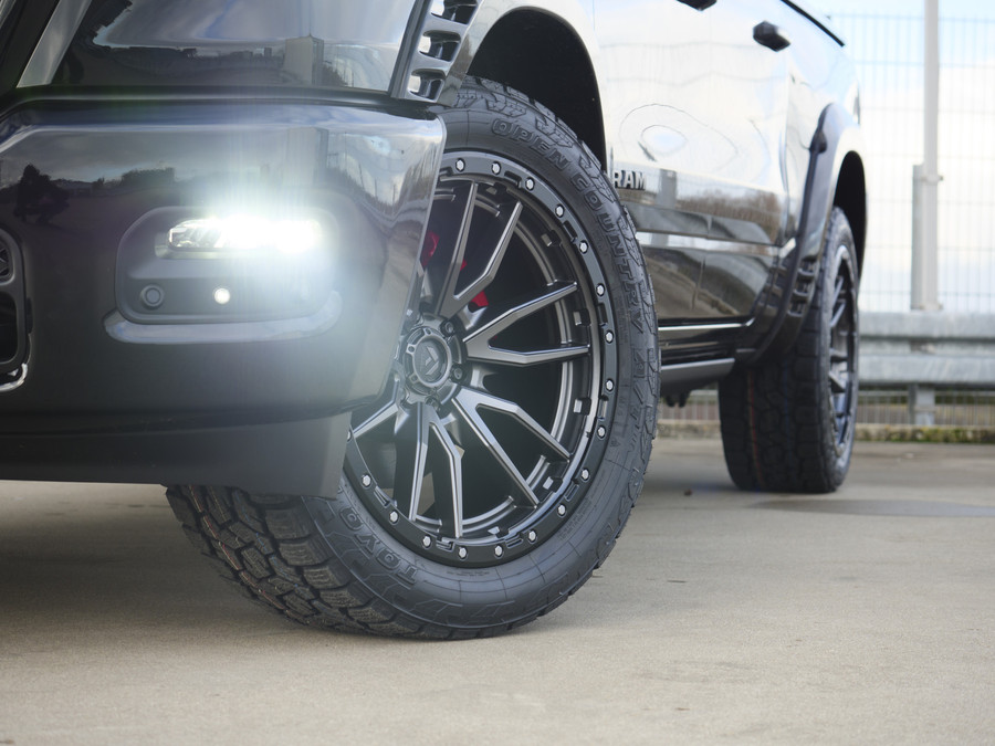 Dodge Ram 1500 | Laramie | Premium Night | 3.0L I6 Hurricane | 4X4