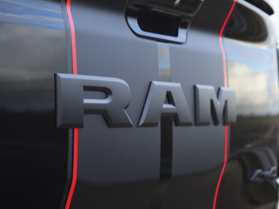 Dodge Ram 1500 | Laramie | Premium Night | 3.0L I6 Hurricane | 4X4