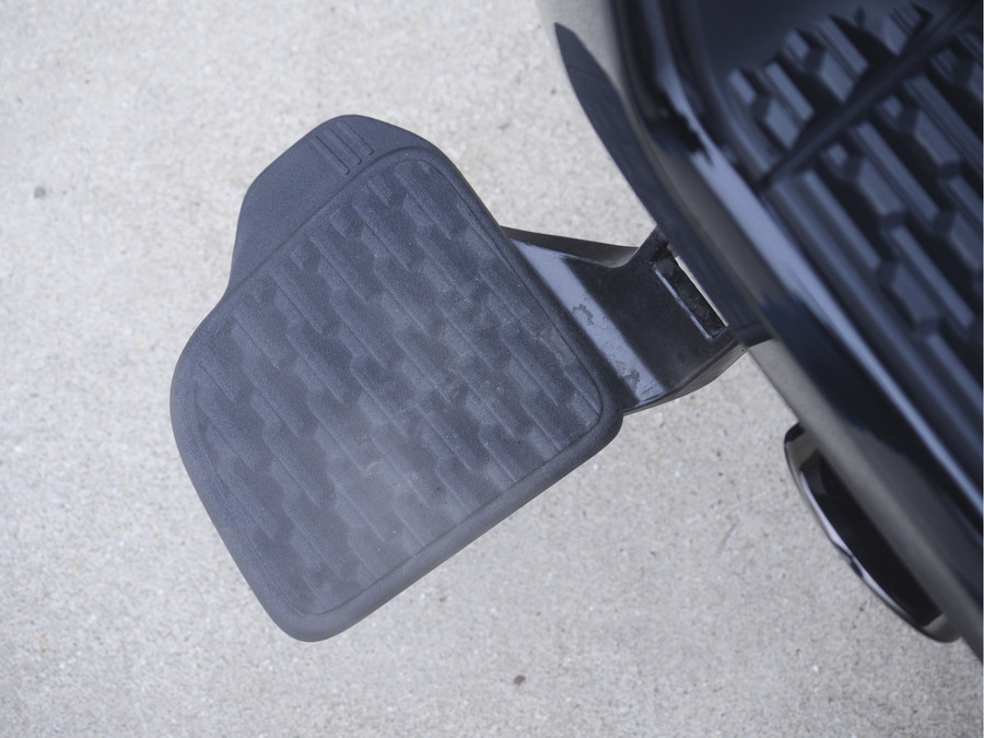 Dodge Ram 1500 | Laramie | Premium Night | 3.0L I6 Hurricane | 4X4