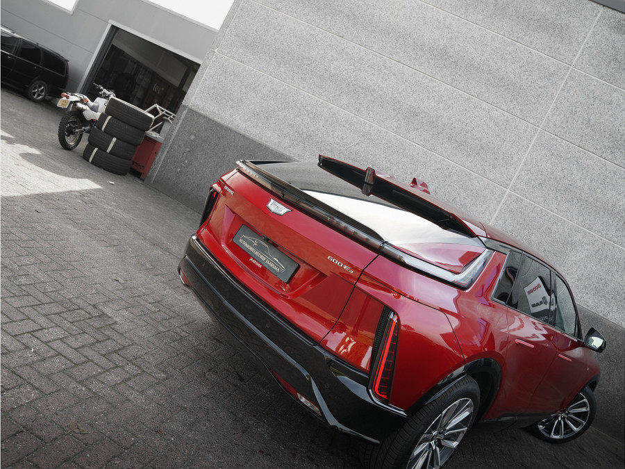 Cadillac LYRIQ Sport 600 E4