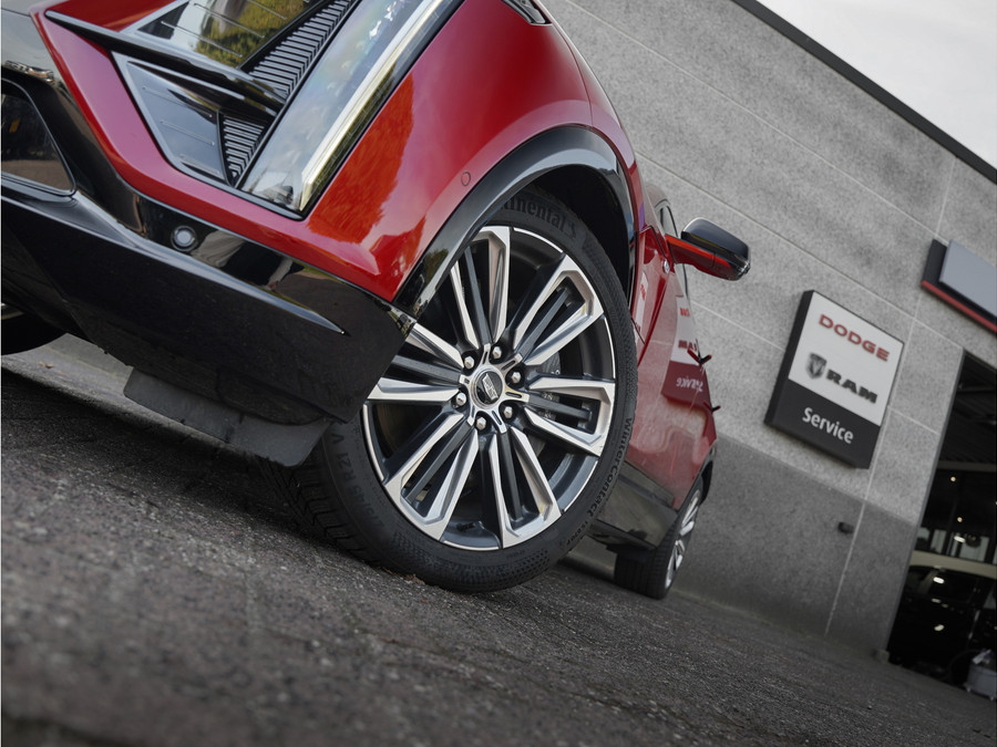 Cadillac LYRIQ Sport 600 E4