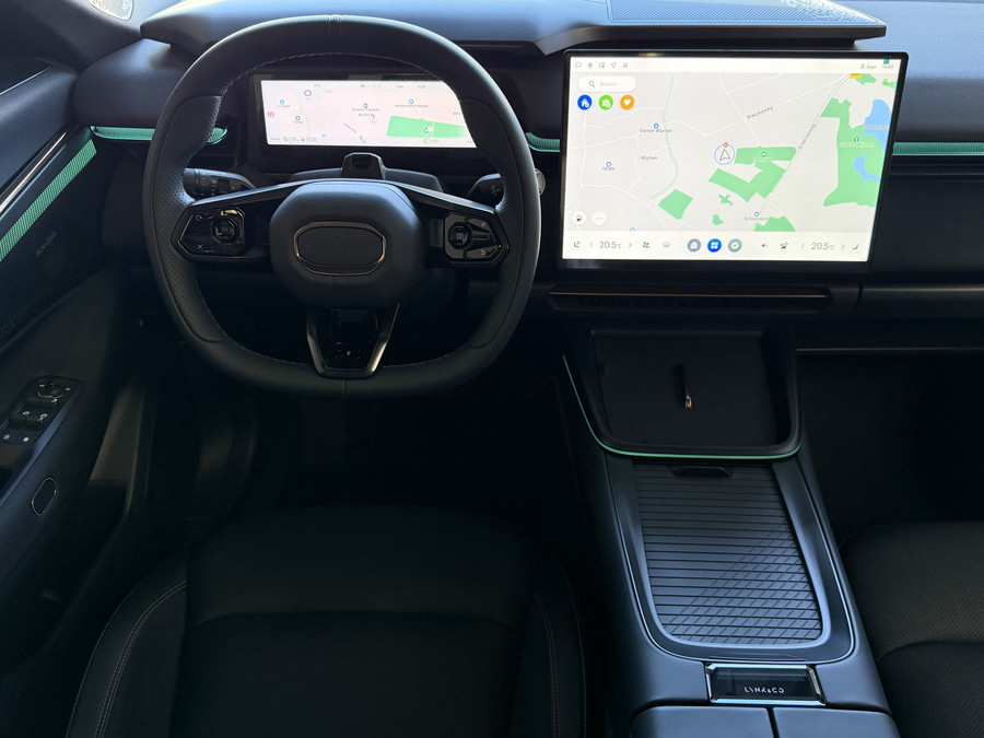 Lynk & Co 08 2026 345PK MORE 200KM NW AUTO HYBRIDE MASSAGE STOEL VERW/VENTILATIE PANO MATRIX LED HARMAN KARDON 36