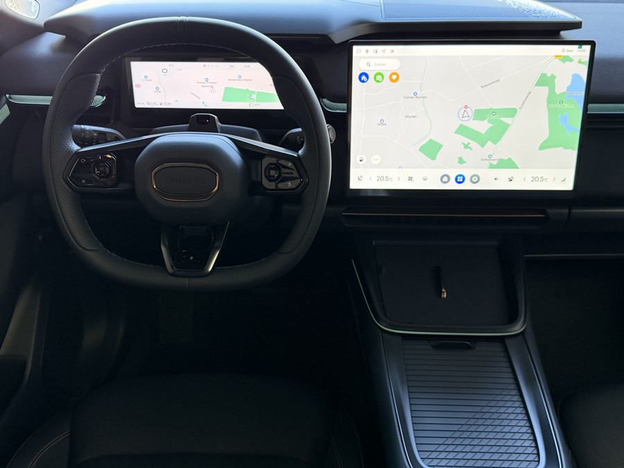 Lynk & Co 08 2026 345PK MORE 200KM NW AUTO HYBRIDE MASSAGE STOEL VERW/VENTILATIE PANO MATRIX LED HARMAN KARDON 36