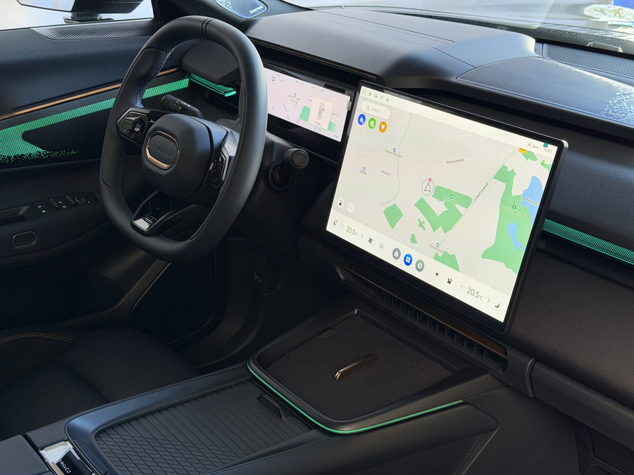 Lynk & Co 08 2026 345PK MORE 200KM NW AUTO HYBRIDE MASSAGE STOEL VERW/VENTILATIE PANO MATRIX LED HARMAN KARDON 36