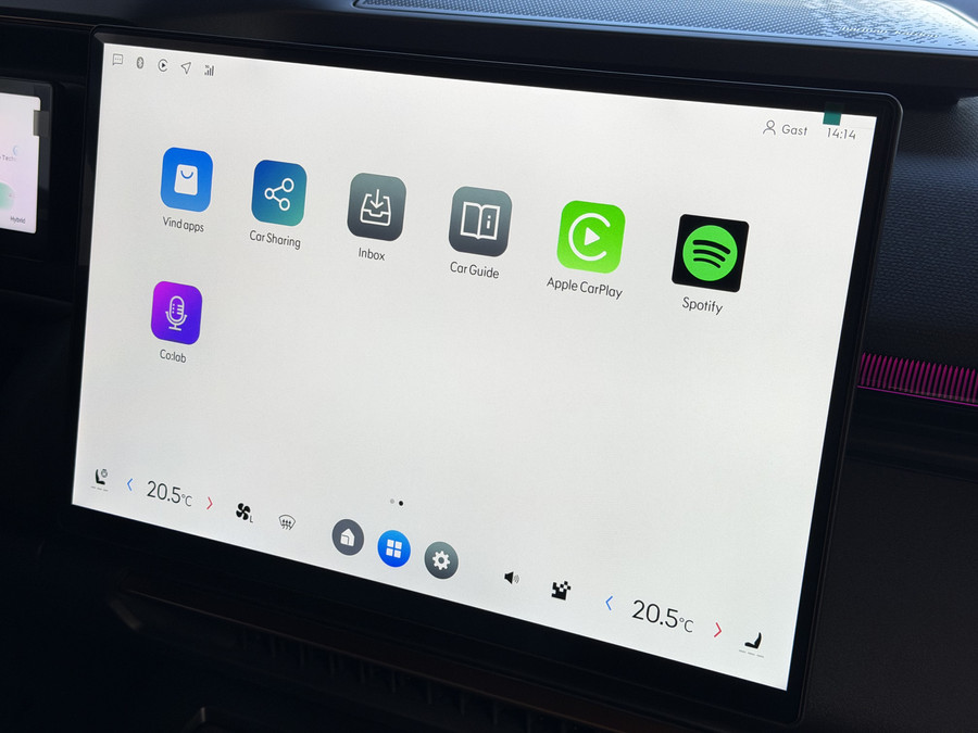 Lynk & Co 08 2026 345PK MORE 200KM NW AUTO HYBRIDE MASSAGE STOEL VERW/VENTILATIE PANO MATRIX LED HARMAN KARDON 36