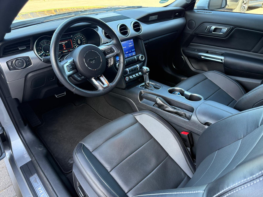 Ford Mustang Fastback 5.0 V8 GT
